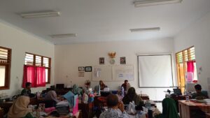 Rapat Dinas Persiapan Pengumuman Kelulusan kelas 9 SMP Negeri 3 Warureja